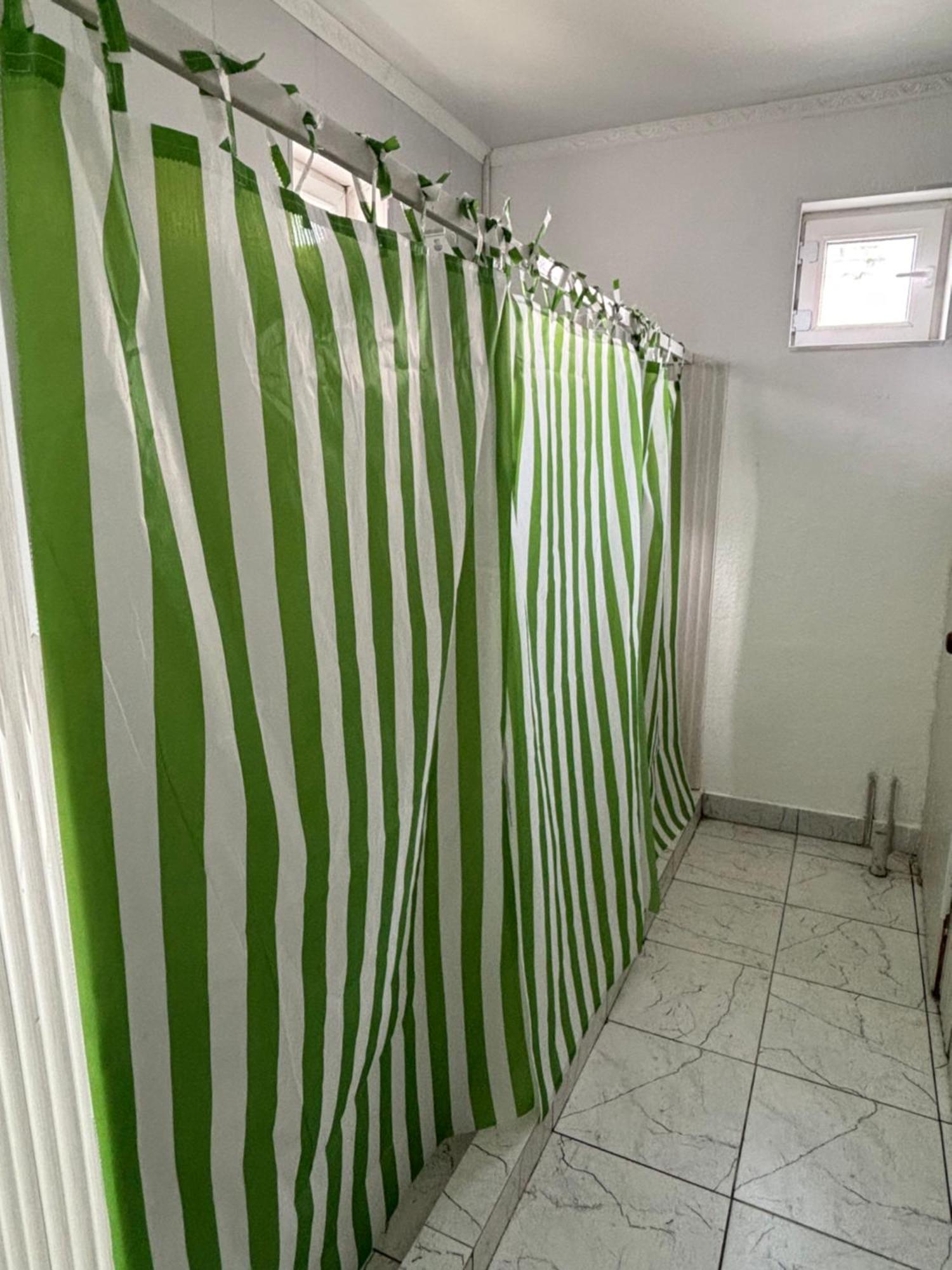 Hostel,Halal Хостел,Халал Tokmok ภายนอก รูปภาพ