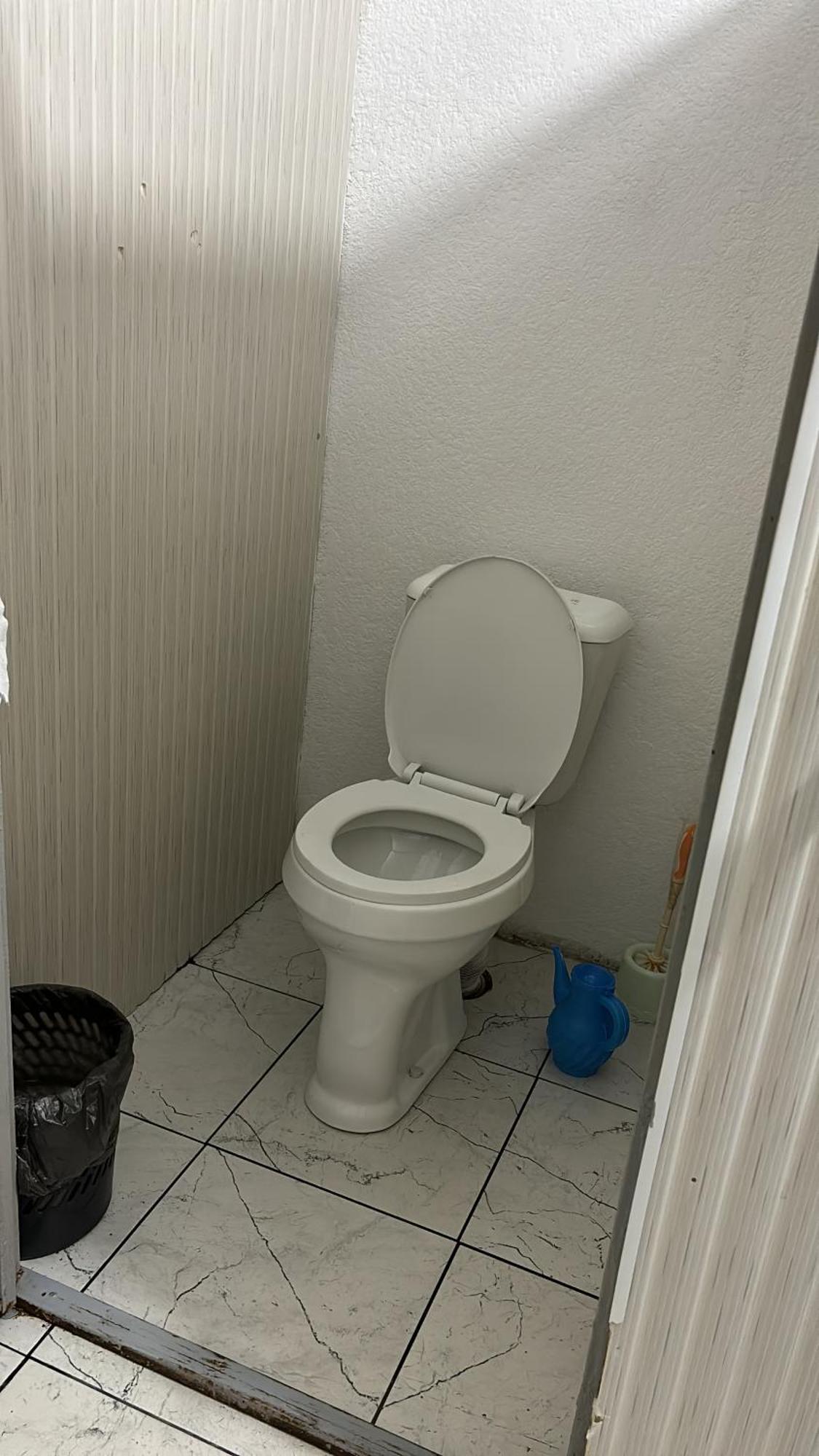 Hostel,Halal Хостел,Халал Tokmok ภายนอก รูปภาพ