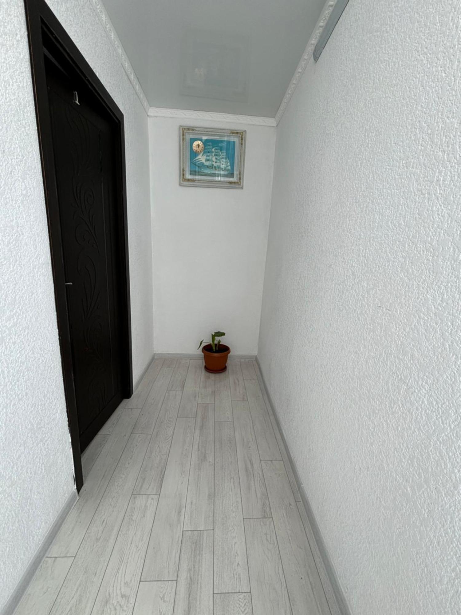 Hostel,Halal Хостел,Халал Tokmok ภายนอก รูปภาพ